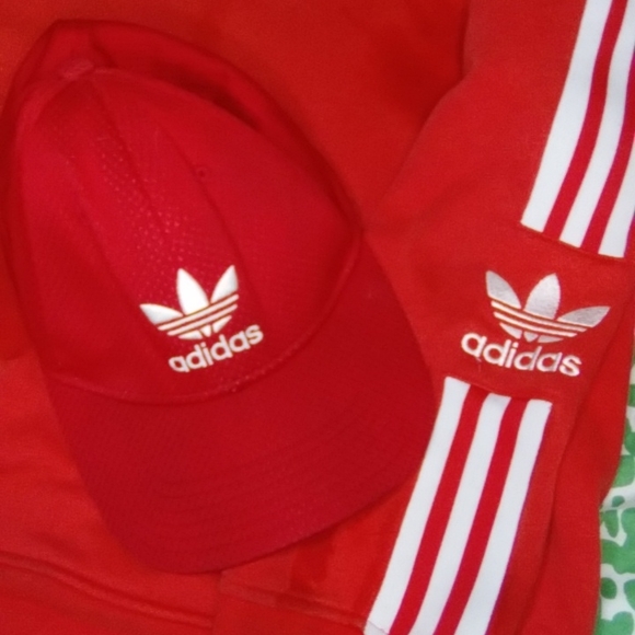 COPY - Adidas original red stripe edition hoodie - Picture 7 of 7